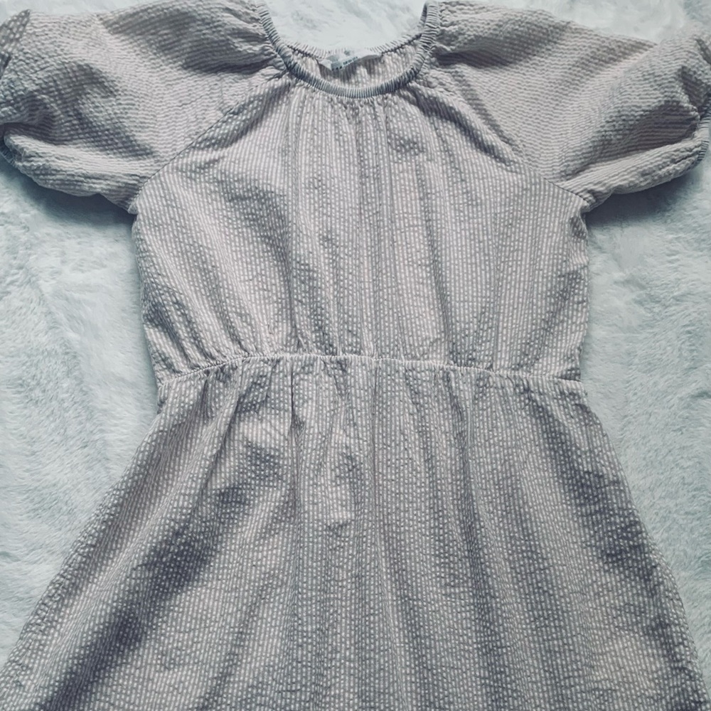 H&M. Size 8 dress